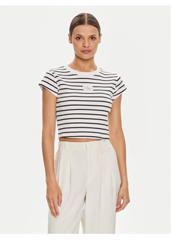 Calvin Klein Jeans T-Shirt Baby J20J223552 Biały Slim Fit ze sklepu MODIVO w kategorii Bluzki damskie - zdjęcie 182724267
