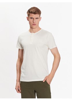 INDICODE T-Shirt Alkin 41-004 Biały Regular Fit ze sklepu MODIVO w kategorii T-shirty męskie - zdjęcie 182724595