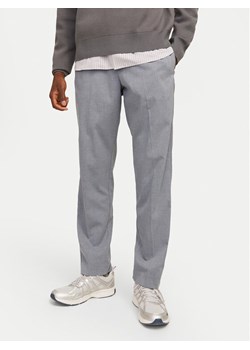 Jack&Jones Chinosy Kane Edwin 12268303 Szary Relaxed Fit ze sklepu MODIVO w kategorii Spodnie męskie - zdjęcie 182725275