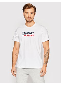 Tommy Jeans T-Shirt Corp Logo DM0DM15379 Biały Regular Fit ze sklepu MODIVO w kategorii T-shirty męskie - zdjęcie 182725639