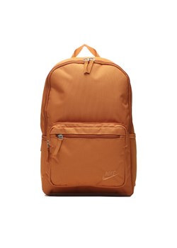 Nike Plecak DB3300-815 Pomarańczowy ze sklepu MODIVO w kategorii Plecaki - zdjęcie 182725909