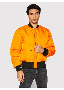 Alpha Industries Kurtka bomber Ma-1 100101 Czarny Regular Fit ze sklepu MODIVO w kategorii Kurtki męskie - zdjęcie 182726325