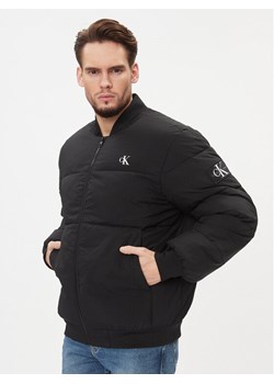 Calvin Klein Jeans Kurtka przejściowa J30J324072 Czarny Regular Fit ze sklepu MODIVO w kategorii Kurtki męskie - zdjęcie 182726895