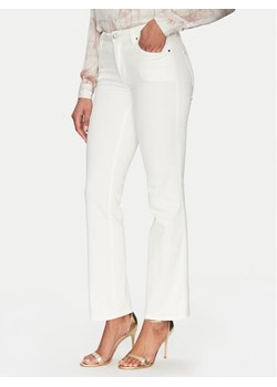 Guess Jeansy W5GA15 D5N71 Beżowy Skinny Fit ze sklepu MODIVO w kategorii Jeansy damskie - zdjęcie 182727187