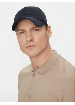 Calvin Klein Czapka z daszkiem K50K511987 Granatowy ze sklepu MODIVO w kategorii Czapki z daszkiem męskie - zdjęcie 182727356