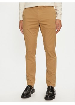 Calvin Klein Chinosy Modern Twill K10K113696 Khaki Slim Fit ze sklepu MODIVO w kategorii Spodnie męskie - zdjęcie 182727766