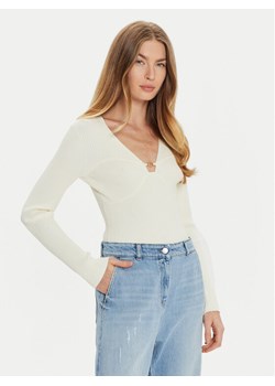 TWINSET Sweter 242TP3132 Écru Slim Fit ze sklepu MODIVO w kategorii Swetry damskie - zdjęcie 182727857