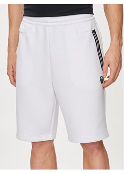 EA7 Emporio Armani Szorty plażowe 8NPS08 PJ4EZ 1100 Biały Regular Fit ze sklepu MODIVO w kategorii Kąpielówki - zdjęcie 182727879