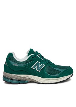 New Balance Sneakersy M2002RFK Zielony ze sklepu MODIVO w kategorii Buty sportowe męskie - zdjęcie 182727949