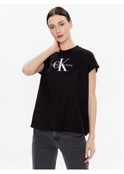 Calvin Klein Jeans T-Shirt J20J220717 Czarny Relaxed Fit ze sklepu MODIVO w kategorii Bluzki damskie - zdjęcie 182729588