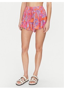 Guess Szorty plażowe E5GD03 WH3X2 Kolorowy Regular Fit ze sklepu MODIVO w kategorii Odzież plażowa - zdjęcie 182729787
