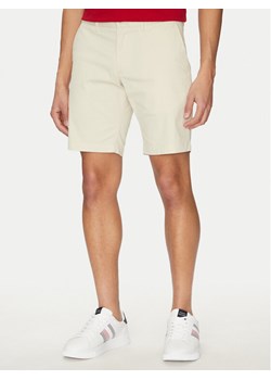 Tommy Hilfiger Szorty materiałowe Brooklyn MW0MW23563 Beżowy Regular Fit ze sklepu MODIVO w kategorii Spodenki męskie - zdjęcie 182730085