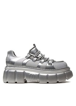 Melissa Glany Rebel Ad 35829 Srebrny ze sklepu MODIVO w kategorii Półbuty damskie - zdjęcie 182730209
