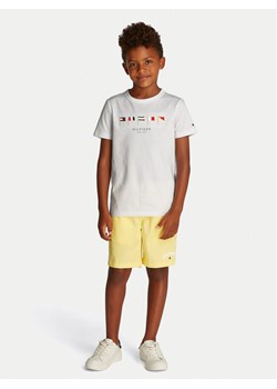 Tommy Hilfiger T-Shirt Multiflag KB0KB09532 S Biały Regular Fit ze sklepu MODIVO w kategorii T-shirty chłopięce - zdjęcie 182730495