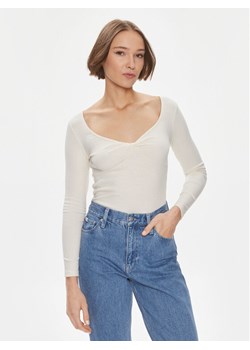 Pepe Jeans Bluzka Huala PL505755 Biały Slim Fit ze sklepu MODIVO w kategorii Bluzki damskie - zdjęcie 182730989