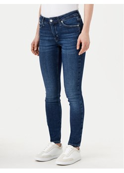 Calvin Klein Jeans Jeansy J20J224491 Granatowy Skinny Fit ze sklepu MODIVO w kategorii Jeansy damskie - zdjęcie 182731667