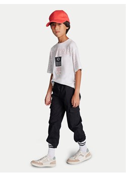 Mayoral Spodnie materiałowe 6526 Czarny Regular Fit - id: 0000305084767 - marki Mayoral - 182732725 Mayoral Spodnie materiałowe 6526 Czarny Regular Fit ze sklepu MODIVO w kategorii Spodnie chłopięce - zdjęcie 182732725