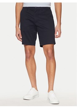 Calvin Klein Szorty materiałowe K10K114071 Granatowy Slim Fit ze sklepu MODIVO w kategorii Spodenki męskie - zdjęcie 182733658