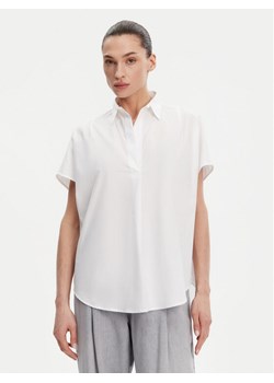 French Connection Koszula 72LZI Biały Relaxed Fit ze sklepu MODIVO w kategorii Koszule damskie - zdjęcie 182733687