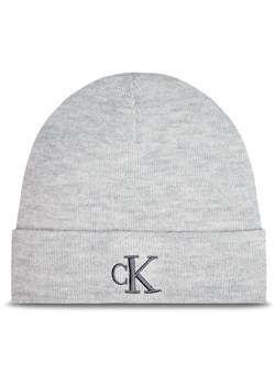 Calvin Klein Jeans Czapka Monogram Embro K60K612319 Szary ze sklepu MODIVO w kategorii Czapki zimowe damskie - zdjęcie 182733866