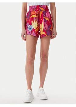 adidas Szorty sportowe FARM Rio Pacer JD6279 Różowy Loose Fit ze sklepu MODIVO w kategorii Szorty - zdjęcie 182735269