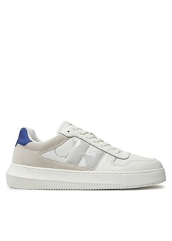 Calvin Klein Jeans Sneakersy Chunky Cupsole Nbs Sens YM0YM00996 Biały ze sklepu MODIVO w kategorii Buty sportowe męskie - zdjęcie 182736867