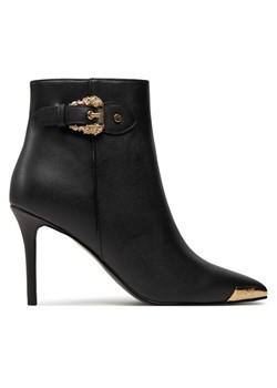 Versace Jeans Couture Botki Scarlett 77VA3S57 Czarny ze sklepu MODIVO w kategorii Botki - zdjęcie 182737089