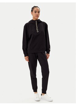 EA7 Emporio Armani Dres 7W000117 AF13135 MC004 Czarny Regular Fit ze sklepu MODIVO w kategorii Dresy damskie - zdjęcie 182737109