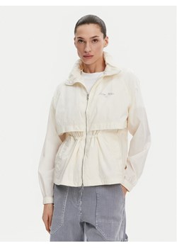 Tommy Hilfiger Wiatrówka WW0WW45413 Beżowy Regular Fit ze sklepu MODIVO w kategorii Kurtki damskie - zdjęcie 182737726