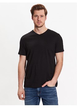 Geox T-Shirt M3510H-T2870 F9000 Czarny Regular Fit ze sklepu MODIVO w kategorii T-shirty męskie - zdjęcie 182737818
