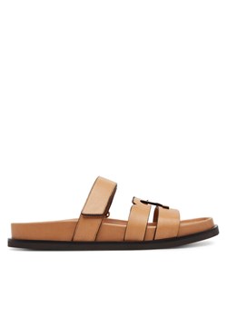 Tory Burch Klapki Ines Sport 168791 Brązowy ze sklepu MODIVO w kategorii Klapki damskie - zdjęcie 182738976