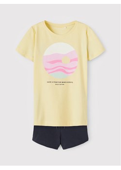 NAME IT Komplet t-shirt i spodenki 13198483 Żółty Regular Fit ze sklepu MODIVO w kategorii Komplety dziewczęce - zdjęcie 182739085