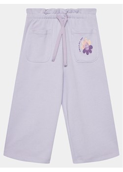 United Colors Of Benetton Spodnie materiałowe 3J68GF03R Fioletowy Cropped Fit ze sklepu MODIVO w kategorii Spodnie dziewczęce - zdjęcie 182739117