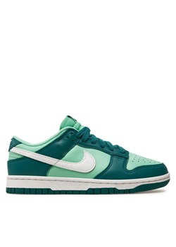 Nike Sneakersy Dunk Low DD1503 301 Zielony ze sklepu MODIVO w kategorii Buty sportowe damskie - zdjęcie 182739267