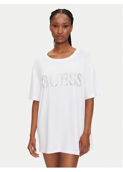 Guess T-Shirt E5GI07 K68D2 Biały Regular Fit ze sklepu MODIVO w kategorii Bluzki damskie - zdjęcie 182740007