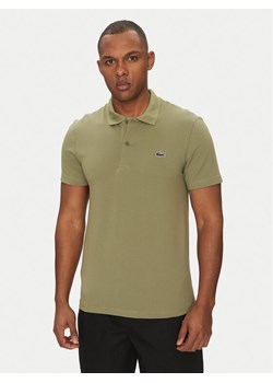 Lacoste Polo DH5522 Khaki Regular Fit ze sklepu MODIVO w kategorii T-shirty męskie - zdjęcie 182741116