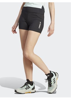 adidas Szorty sportowe Terrex Multi IB1892 Czarny Slim Fit ze sklepu MODIVO w kategorii Szorty - zdjęcie 182741516