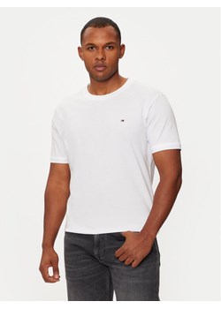 Tommy Hilfiger T-Shirt UM0UM03362 Biały Regular Fit ze sklepu MODIVO w kategorii T-shirty męskie - zdjęcie 182742896