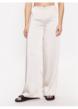 ONLY Spodnie materiałowe 15291586 Szary Wide Leg ze sklepu MODIVO w kategorii Spodnie damskie - zdjęcie 182742907