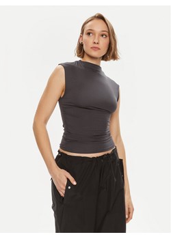Gina Tricot Top 20883 Szary Slim Fit ze sklepu MODIVO w kategorii Bluzki damskie - zdjęcie 182743028