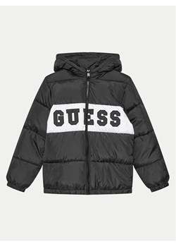 Guess Kurtka puchowa L4YL16 WGB60 Czarny Regular Fit ze sklepu MODIVO w kategorii Kurtki chłopięce - zdjęcie 182743118