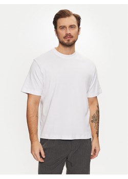 Jack&Jones T-Shirt Urban Edge 12254412 Biały Loose Fit ze sklepu MODIVO w kategorii T-shirty męskie - zdjęcie 182743886