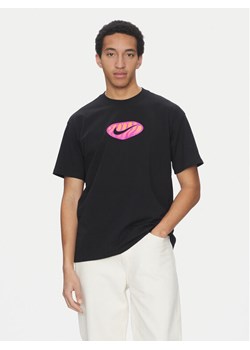 Nike T-Shirt FQ3752 Czarny Regular Fit - id: 0000305365347 - marki Nike - 182744087 Nike T-Shirt FQ3752 Czarny Regular Fit ze sklepu MODIVO w kategorii T-shirty męskie - zdjęcie 182744087