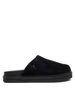 Calvin Klein Jeans Kapcie Home Clog Su YM0YM01182 Czarny ze sklepu MODIVO w kategorii Kapcie męskie - zdjęcie 182744175
