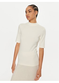 Calvin Klein Bluzka K20K207744 Écru Regular Fit ze sklepu MODIVO w kategorii Bluzki damskie - zdjęcie 182744578