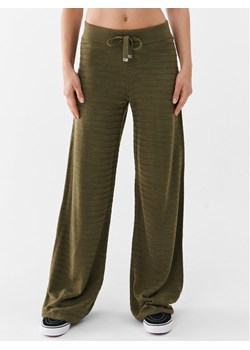 ONLY Spodnie dzianinowe 15294501 Zielony Wide Leg ze sklepu MODIVO w kategorii Spodnie damskie - zdjęcie 182744735