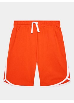 United Colors Of Benetton Szorty sportowe 3BL0C901R Czerwony Regular Fit ze sklepu MODIVO w kategorii Spodenki chłopięce - zdjęcie 182747128