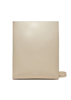 Calvin Klein Torebka K60K612649 Écru ze sklepu MODIVO w kategorii Listonoszki - zdjęcie 182747267