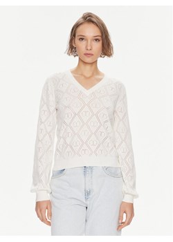 TWINSET Sweter 241TP3074 Écru Regular Fit ze sklepu MODIVO w kategorii Swetry damskie - zdjęcie 182747415
