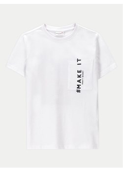 Coccodrillo T-Shirt WC4143204NWJ Biały Regular Fit ze sklepu MODIVO w kategorii T-shirty chłopięce - zdjęcie 182748536